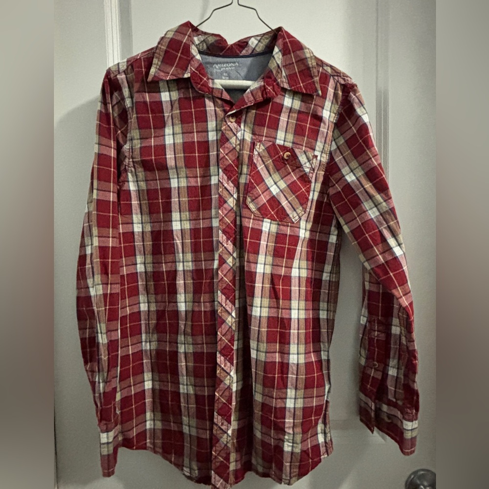 Arizona Jean Company Men’s Red and White Plaid Casual Shirt